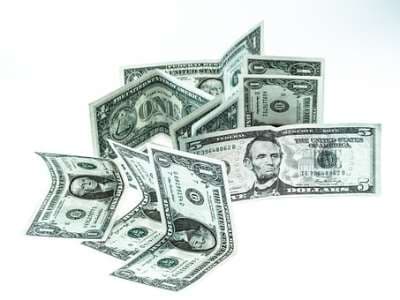 INR slips to lifetime low as tariff concerns weigh