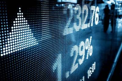 Barometers end with strong gains; auto index jumps
